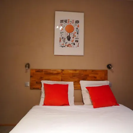 Hotel Street Art